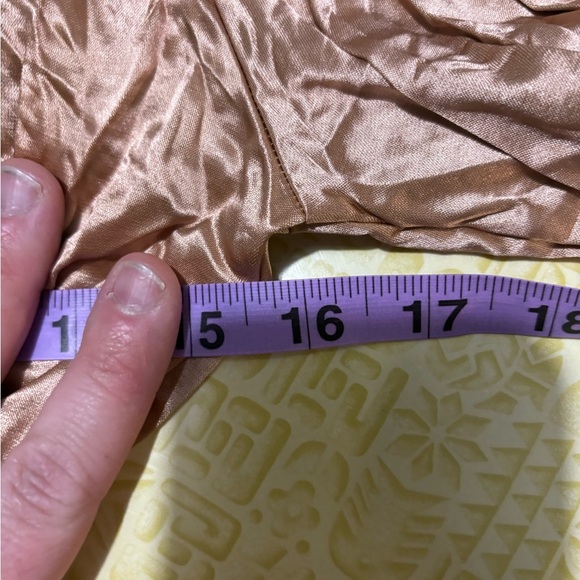 Rampage Gold Ruched Long Sleeve Blouse - Picture 7 of 10